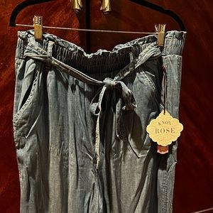 Knox Rose Paper Bag Waist cropped denim